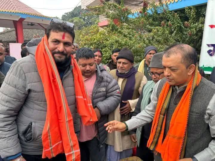 गगनबाट टीका लगाएर कांग्रेस प्रवेश गरेका वडाध्यक्ष गुप्ता २४ घण्टा नवित्दै फेरी जसपामै फर्किए